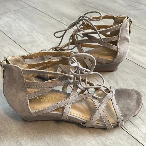 KENNETH COLE Suede Lace-Up Wedge Sandal, Size 7.5 - Picture 3 of 7